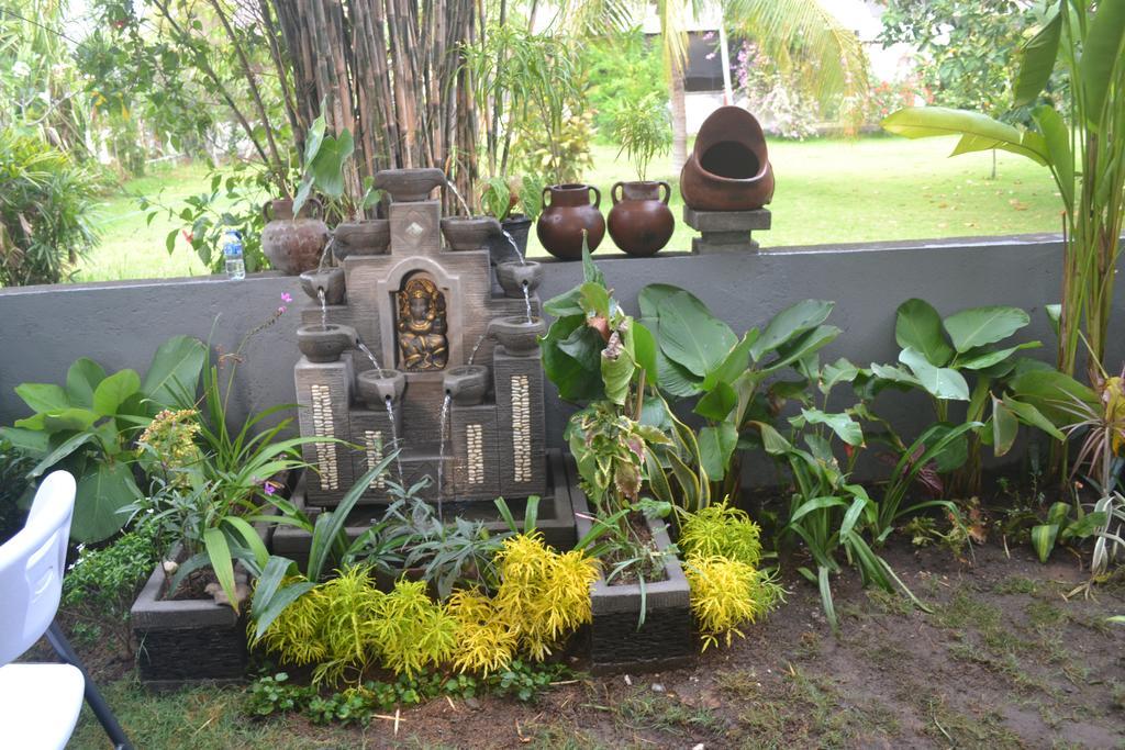 Master Homestay Amed Exterior foto