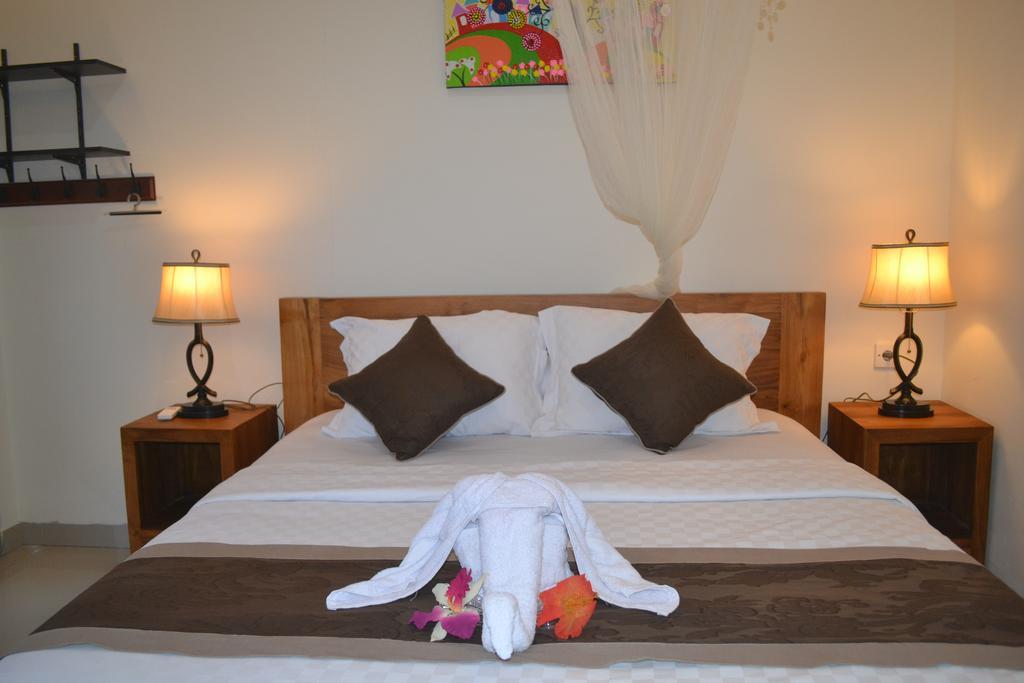 Master Homestay Amed Exterior foto
