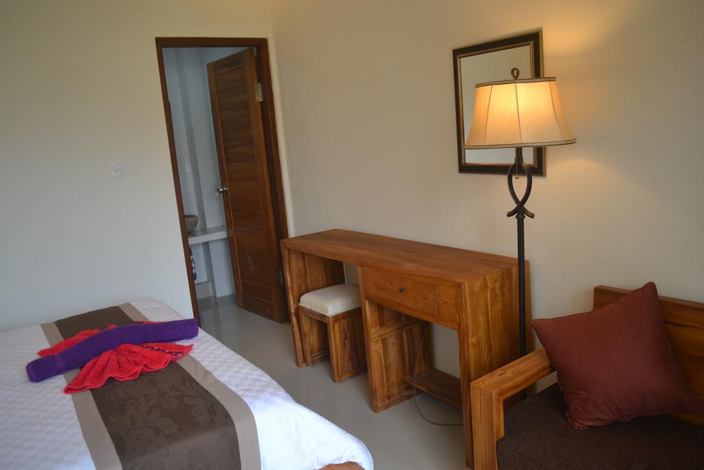 Master Homestay Amed Exterior foto